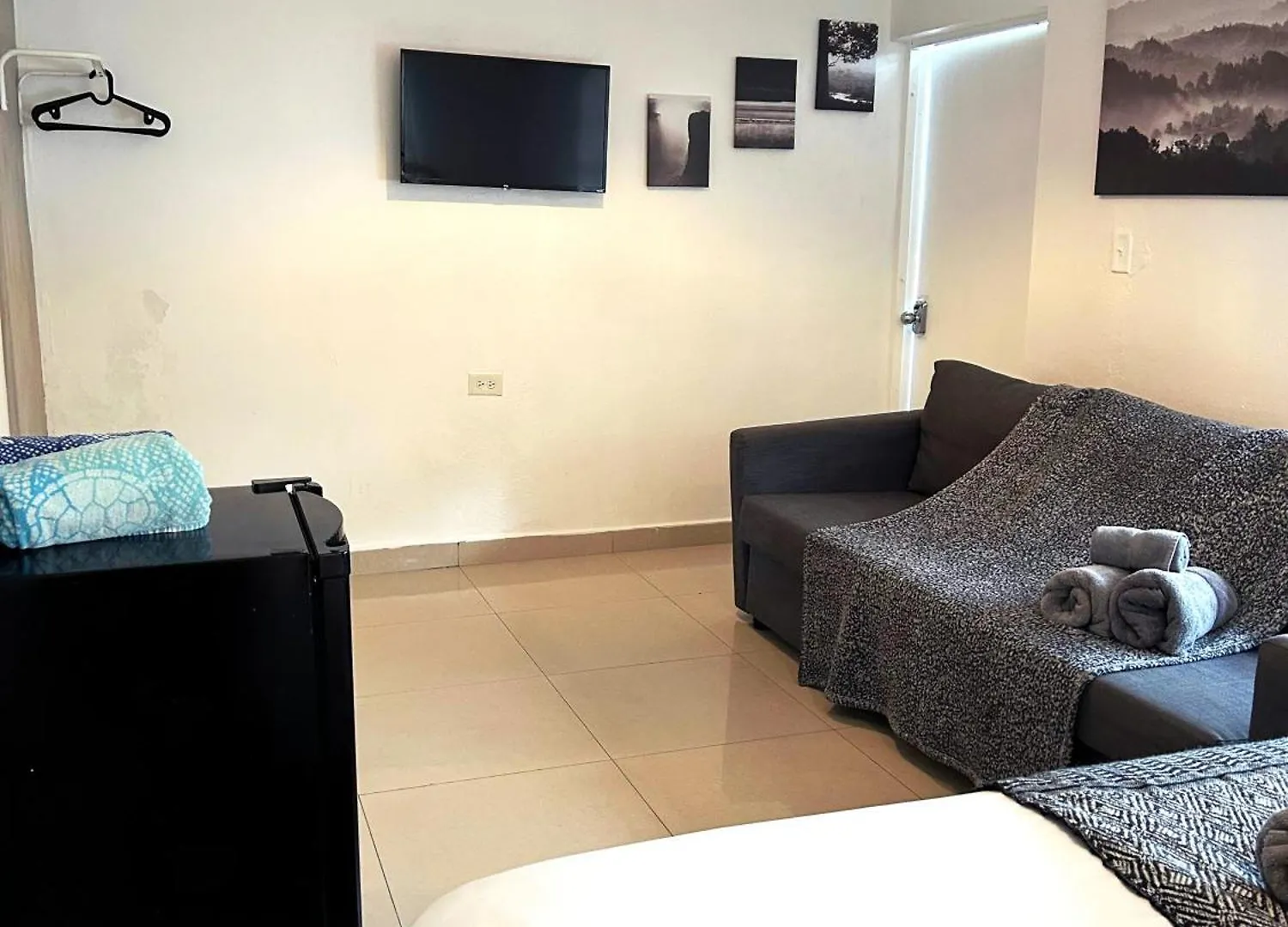 The Pelican Poshtel San Juan Guest house